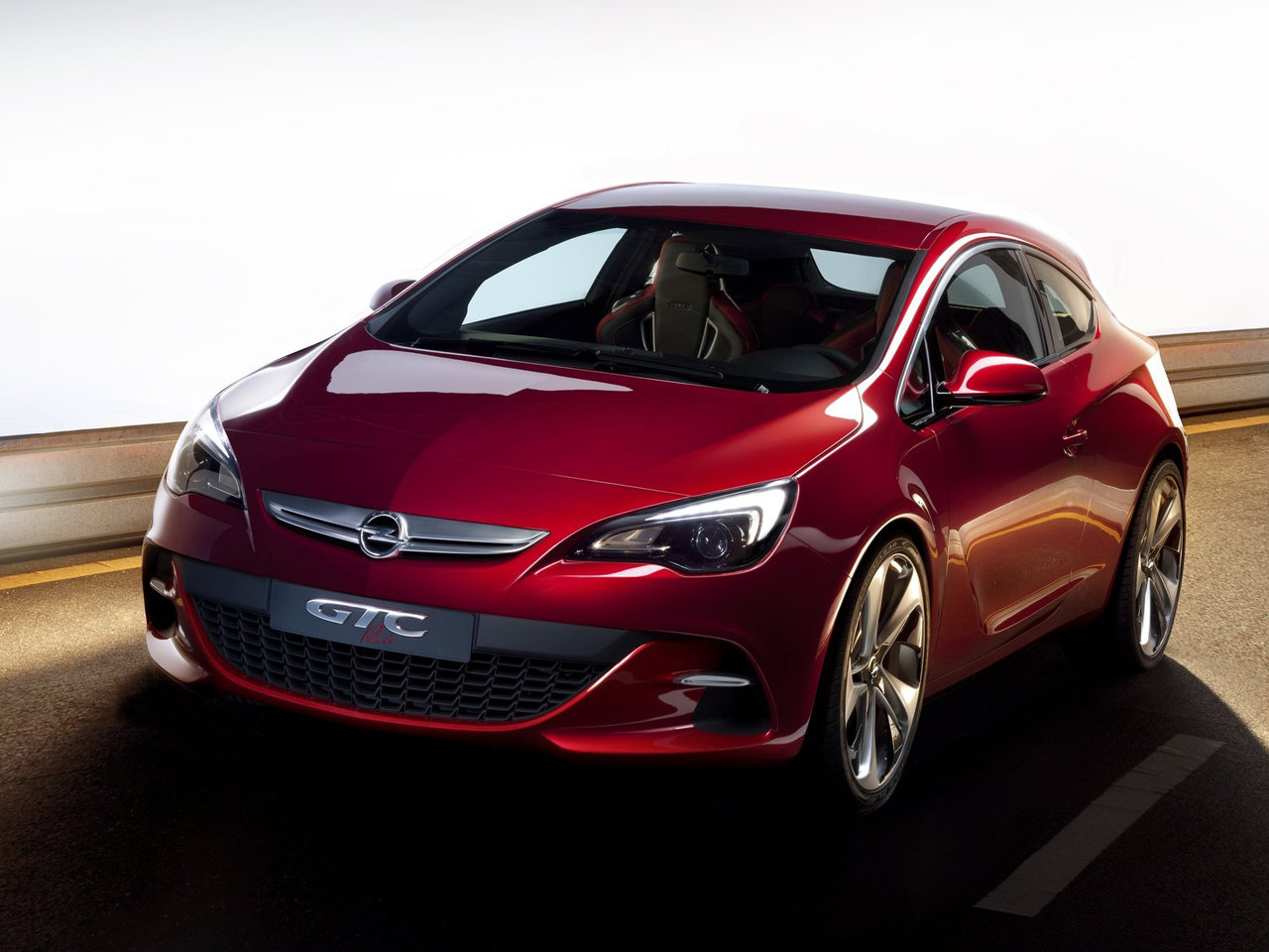 Opel GTC Paris опель жтс париж